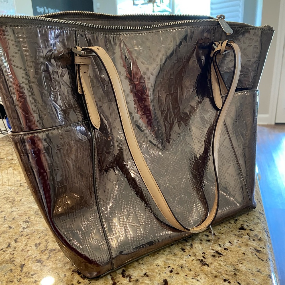 Michael Kors metallic handbag. GUC